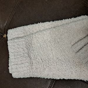 SKIMS Kids size 4/5 Cozy Fleece